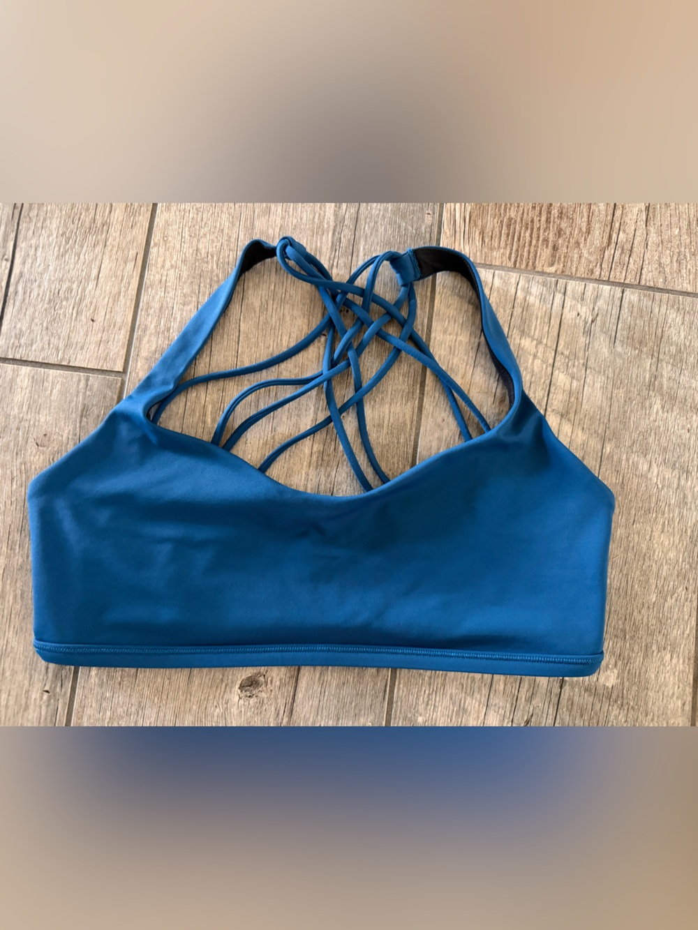 Lululemon sports bra size 10